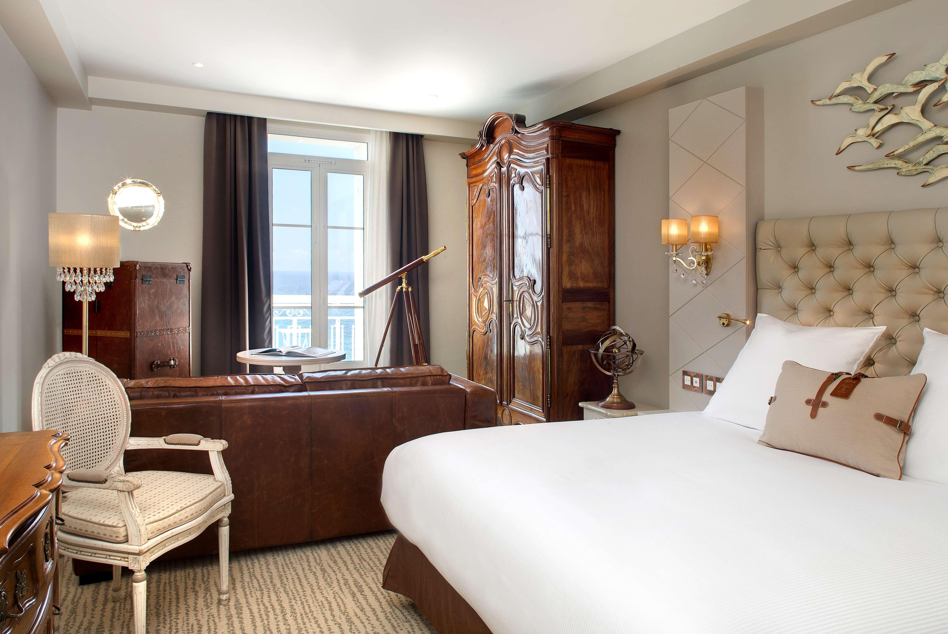 Grand Hotel Des Sablettes Plage, Curio Collection By Hilton La Seyne-sur-Mer Εξωτερικό φωτογραφία