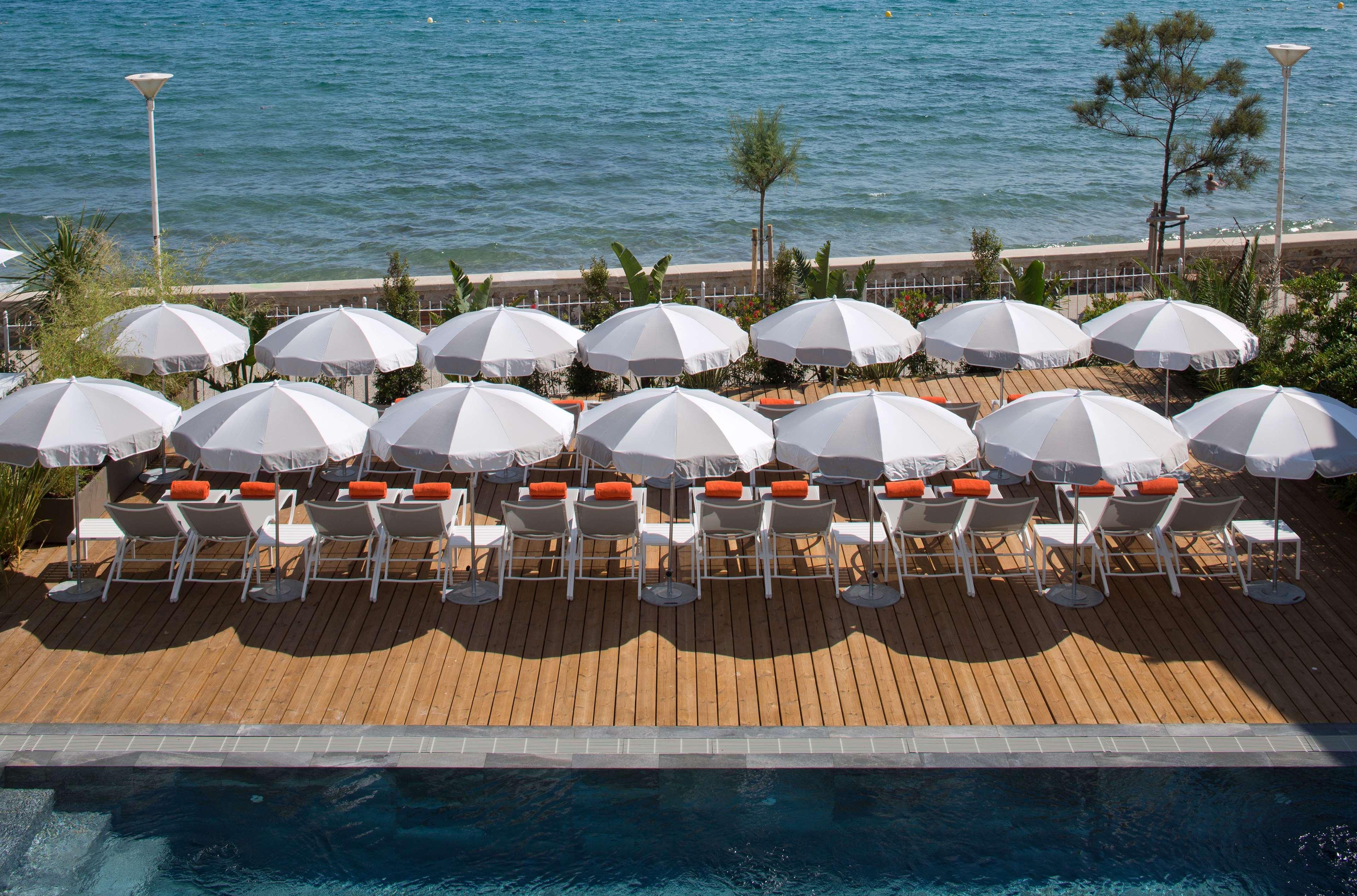 Grand Hotel Des Sablettes Plage, Curio Collection By Hilton La Seyne-sur-Mer Εξωτερικό φωτογραφία
