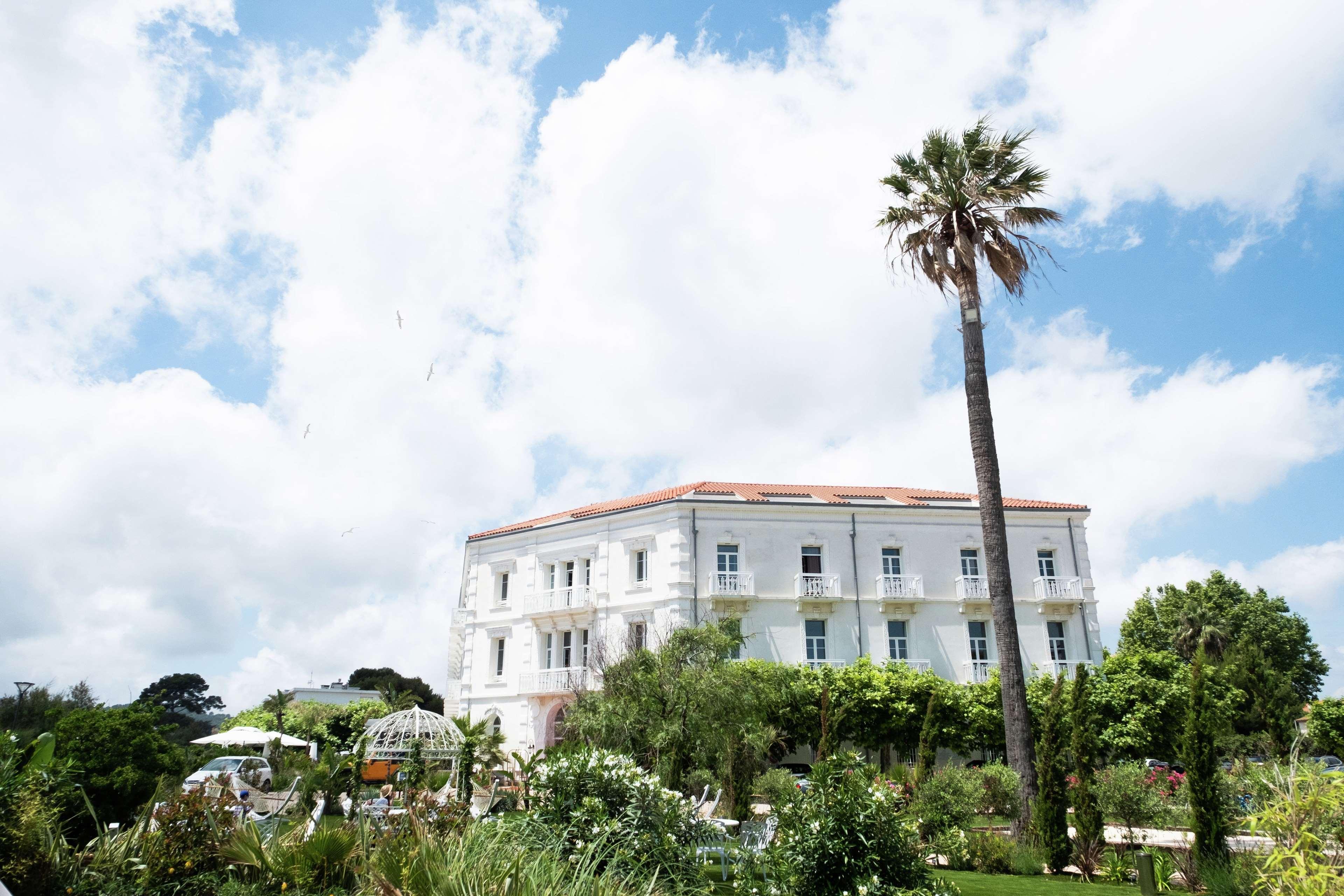 Grand Hotel Des Sablettes Plage, Curio Collection By Hilton La Seyne-sur-Mer Εξωτερικό φωτογραφία