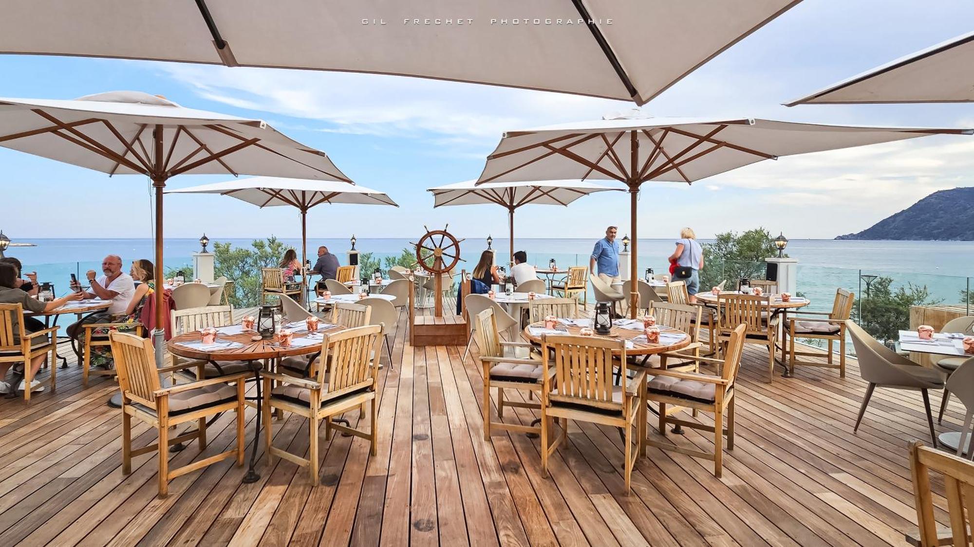 Grand Hotel Des Sablettes Plage, Curio Collection By Hilton La Seyne-sur-Mer Εξωτερικό φωτογραφία
